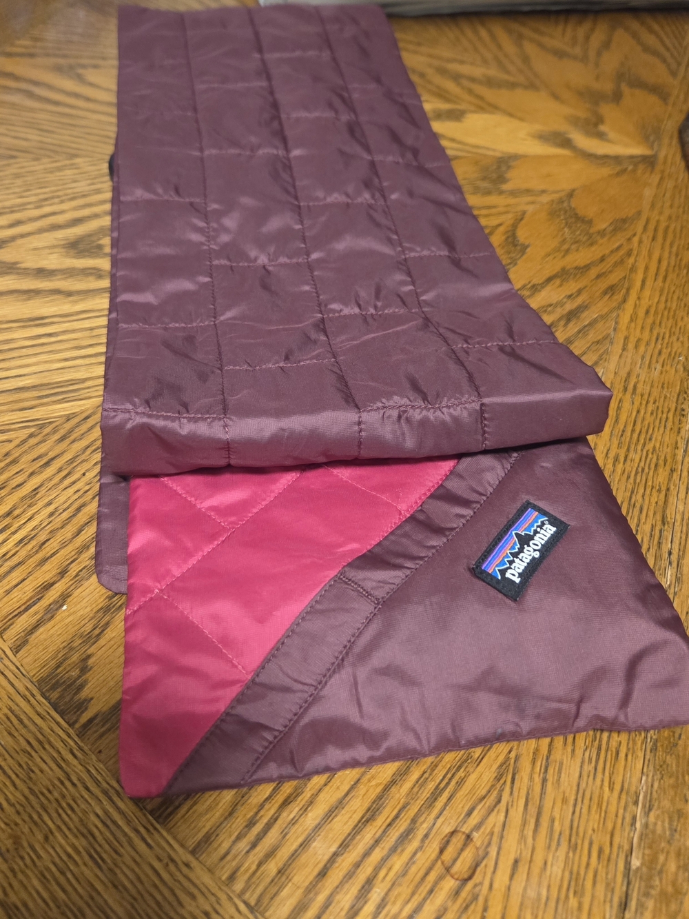 Patagonia Nano Puff Scarf Plum Pink Quilted Primaloft Rare Discontinued Gorpcor